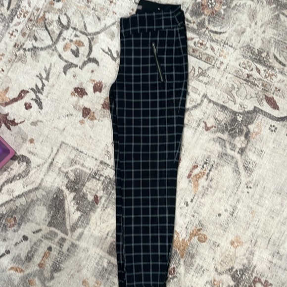 Dress pant bundle 5 pairs - Picture 2 of 8